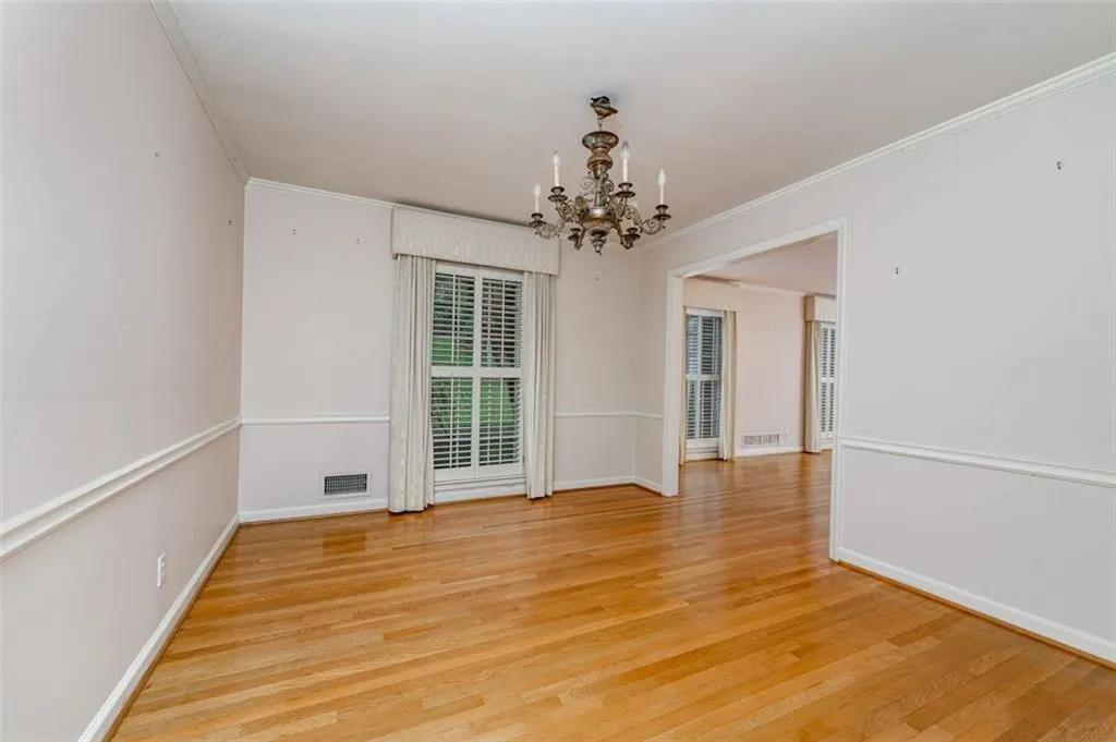 335 Franklin Road, Sandy Springs, Georgia 30342, 4 Bedrooms Bedrooms, ,3 BathroomsBathrooms,Residential,Sold,335 Franklin Road,7078041