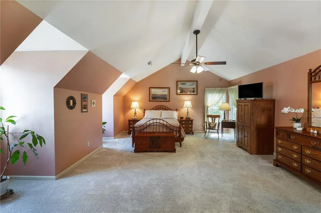 1129 Club Trace Ne, Brookhaven, Georgia 30319, 2 Bedrooms Bedrooms, ,2 BathroomsBathrooms,Residential,For Sale,1129 Club Trace Ne,7616704