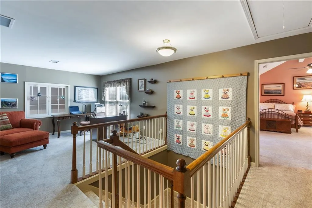 1129 Club Trace Ne, Brookhaven, Georgia 30319, 2 Bedrooms Bedrooms, ,2 BathroomsBathrooms,Residential,For Sale,1129 Club Trace Ne,7616704