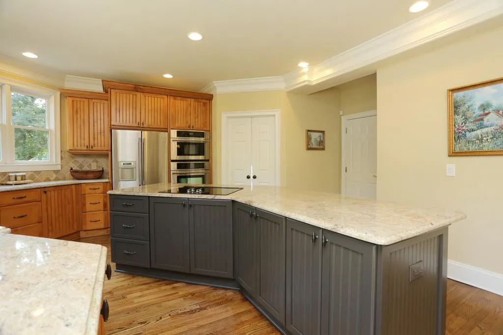 3900 Spalding Drive, Sandy Springs, Georgia 30350, 5 Bedrooms Bedrooms, ,4 BathroomsBathrooms,Residential,Sold,3900 Spalding Drive,5592642