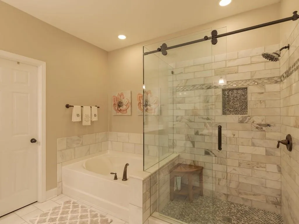 825 Northam Lane, Atlanta, Georgia 30342, 3 Bedrooms Bedrooms, ,3 BathroomsBathrooms,Residential,Sold,825 Northam Lane,6760142