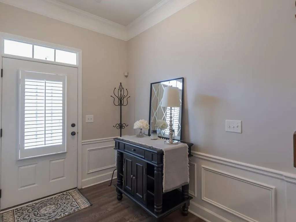 825 Northam Lane, Atlanta, Georgia 30342, 3 Bedrooms Bedrooms, ,3 BathroomsBathrooms,Residential,Sold,825 Northam Lane,6760142