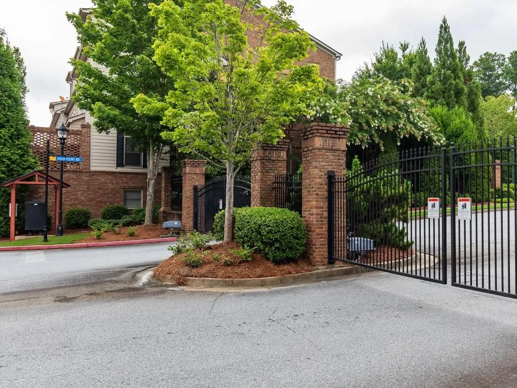 825 Northam Lane, Atlanta, Georgia 30342, 3 Bedrooms Bedrooms, ,3 BathroomsBathrooms,Residential,Sold,825 Northam Lane,6760142