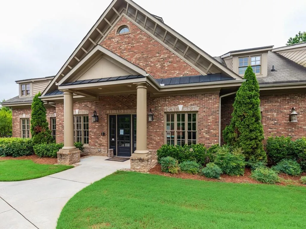 825 Northam Lane, Atlanta, Georgia 30342, 3 Bedrooms Bedrooms, ,3 BathroomsBathrooms,Residential,Sold,825 Northam Lane,6760142
