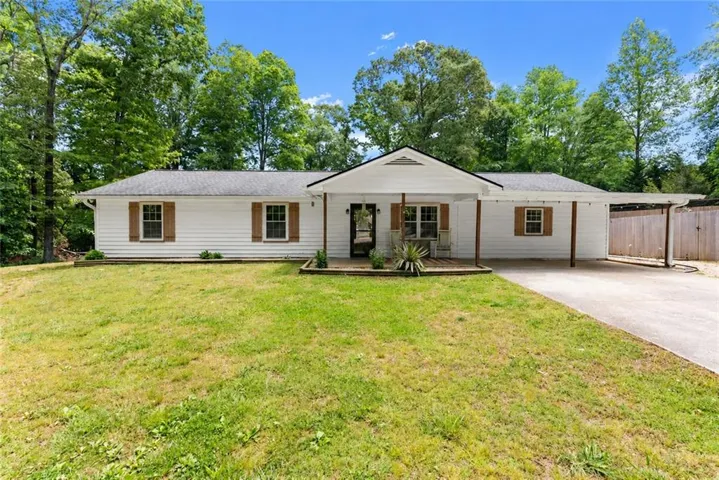 278 Oakwood Place, Mount Airy, Georgia 30563