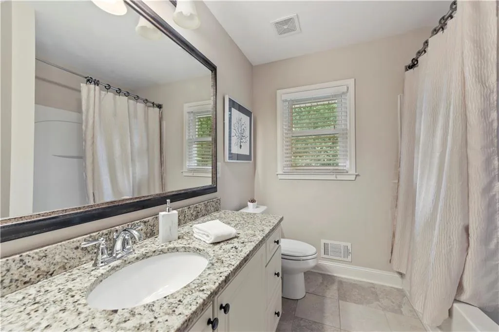 440 Montevallo Drive, Sandy Springs, Georgia 30342, 4 Bedrooms Bedrooms, ,3 BathroomsBathrooms,Residential,Sold,440 Montevallo Drive,6574863