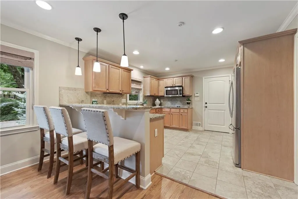 440 Montevallo Drive, Sandy Springs, Georgia 30342, 4 Bedrooms Bedrooms, ,3 BathroomsBathrooms,Residential,Sold,440 Montevallo Drive,6574863