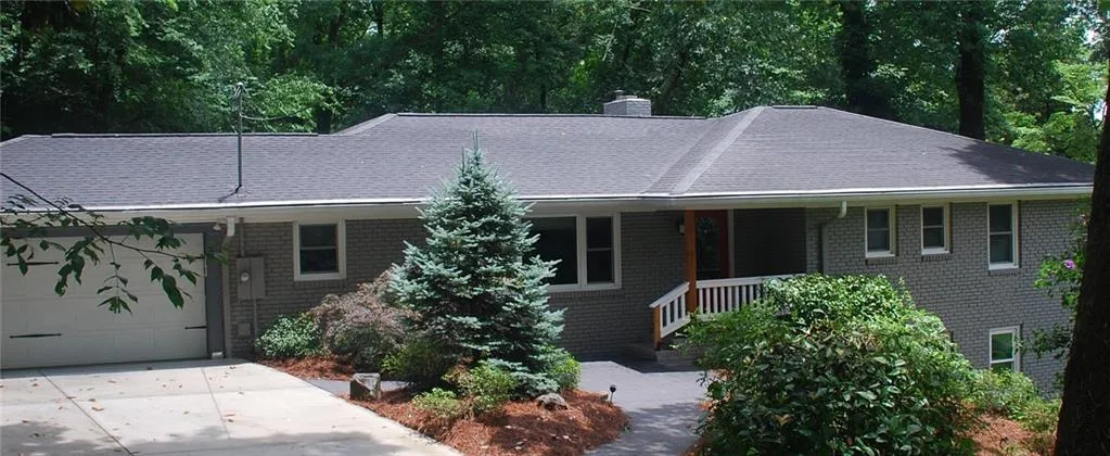 440 Montevallo Drive, Sandy Springs, Georgia 30342, 4 Bedrooms Bedrooms, ,3 BathroomsBathrooms,Residential,Sold,440 Montevallo Drive,6574863