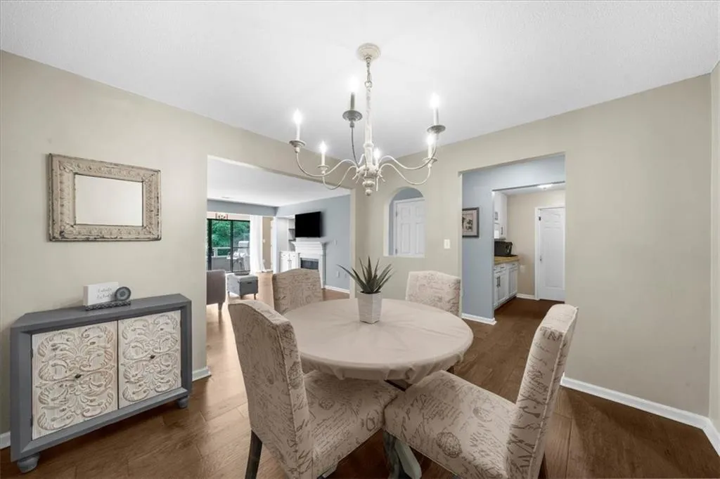 25305 Plantation Drive Ne, Atlanta, Georgia 30324, 2 Bedrooms Bedrooms, ,2 BathroomsBathrooms,Residential,For Sale,25305 Plantation Drive Ne,7617384