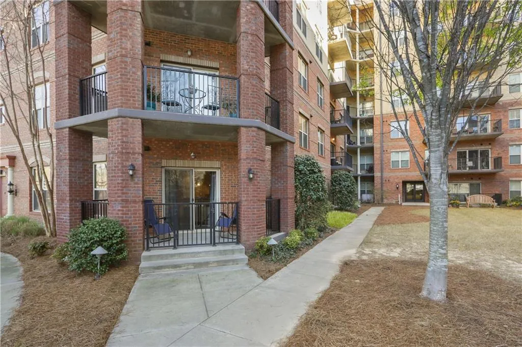 200 River Vista Drive Unit 116, Atlanta, Georgia 30339, 2 Bedrooms Bedrooms, ,2 BathroomsBathrooms,Residential,Sold,200 River Vista Drive Unit 116,6525181