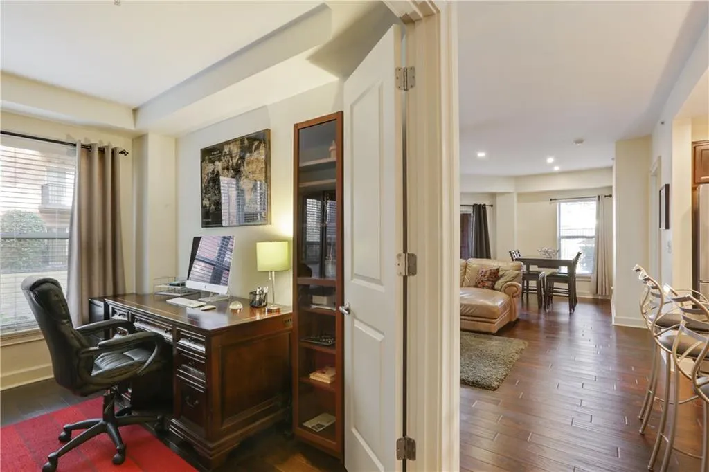 200 River Vista Drive Unit 116, Atlanta, Georgia 30339, 2 Bedrooms Bedrooms, ,2 BathroomsBathrooms,Residential,Sold,200 River Vista Drive Unit 116,6525181