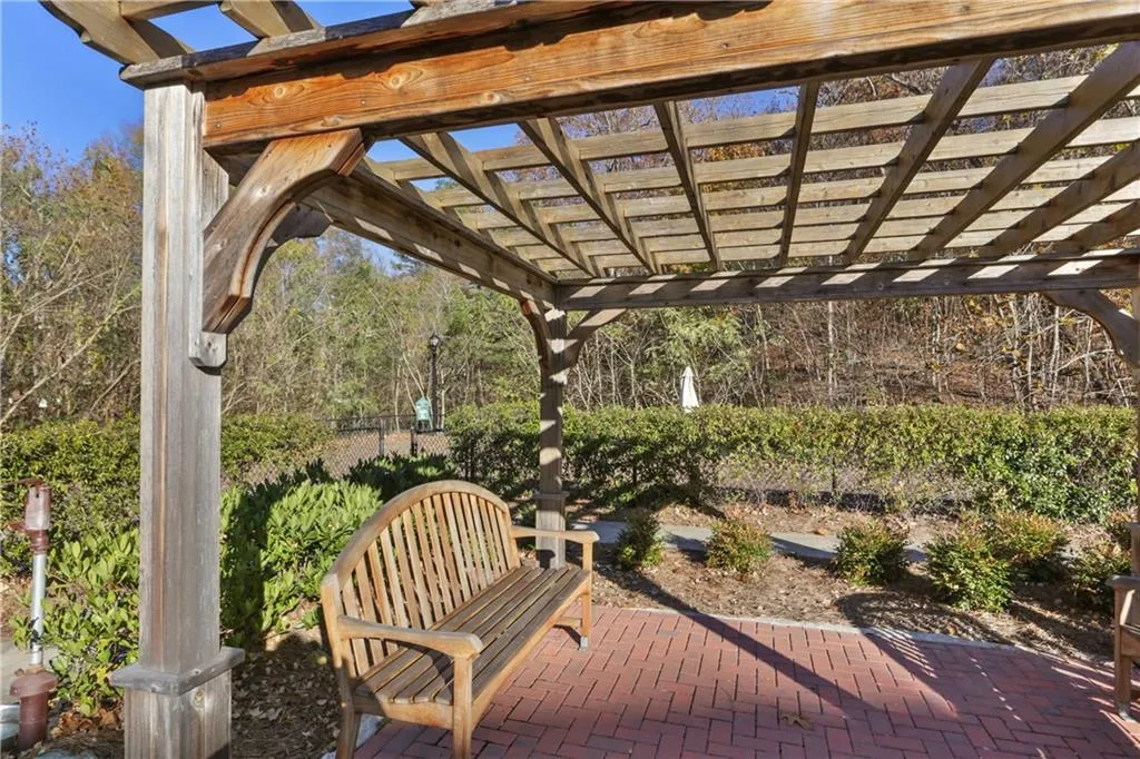 200 River Vista Drive Unit 116, Atlanta, Georgia 30339, 2 Bedrooms Bedrooms, ,2 BathroomsBathrooms,Residential,Sold,200 River Vista Drive Unit 116,6525181
