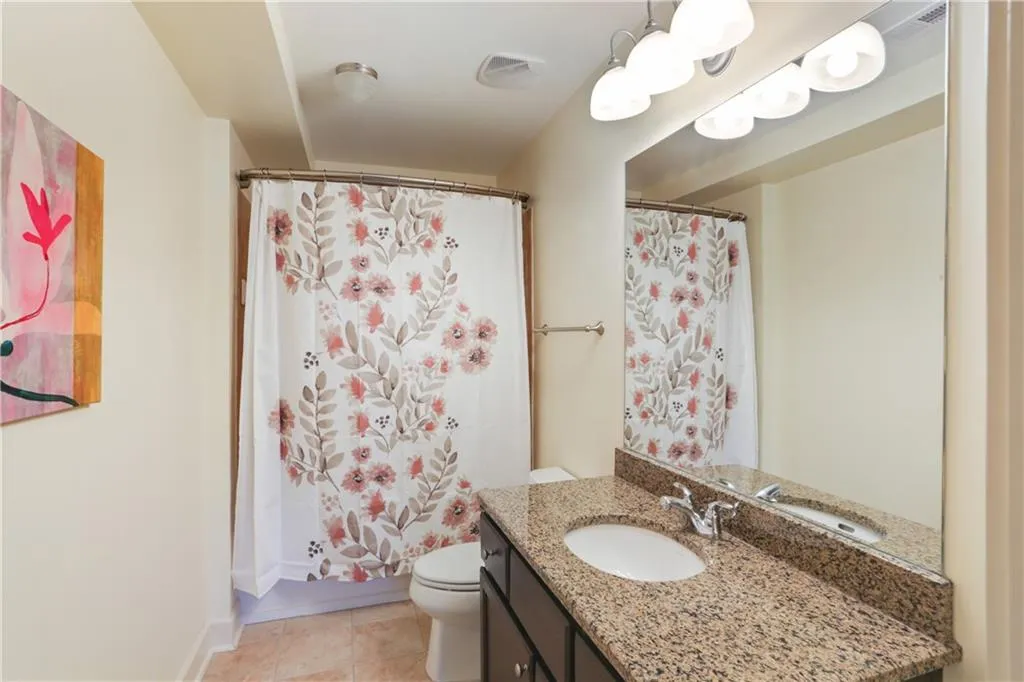 200 River Vista Drive Unit 116, Atlanta, Georgia 30339, 2 Bedrooms Bedrooms, ,2 BathroomsBathrooms,Residential,Sold,200 River Vista Drive Unit 116,6525181