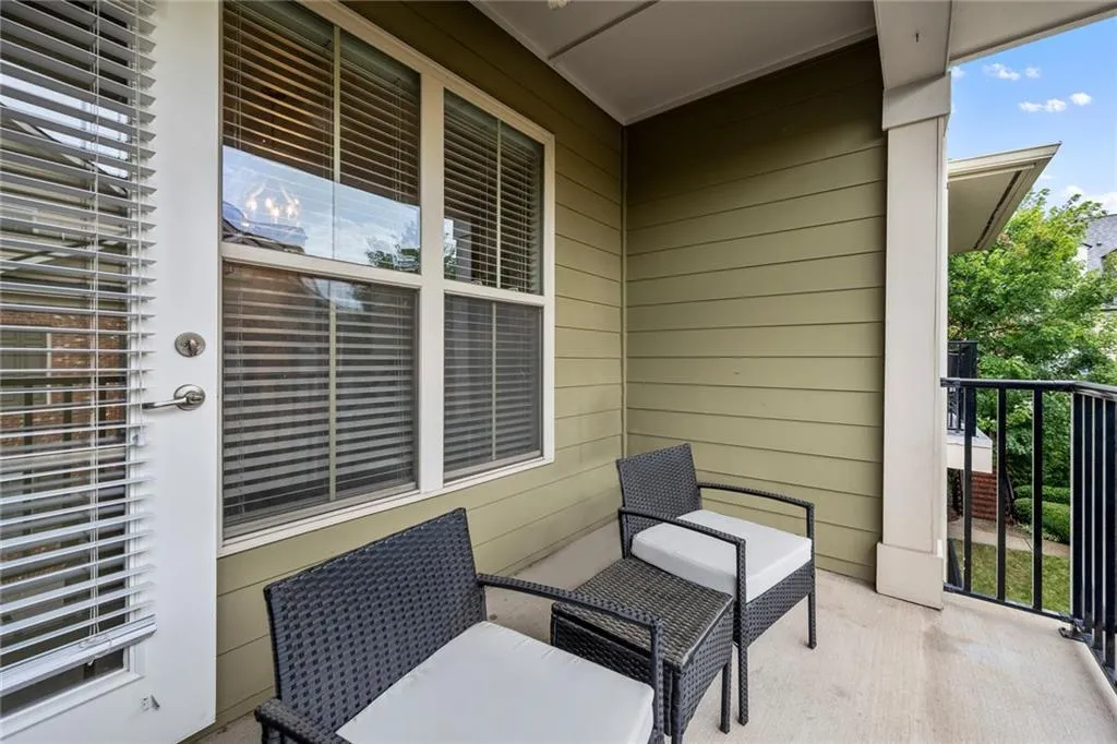 210 Le Gran Cove, Atlanta, Georgia 30328, 3 Bedrooms Bedrooms, ,2 BathroomsBathrooms,Residential,Sold,210 Le Gran Cove,6918222