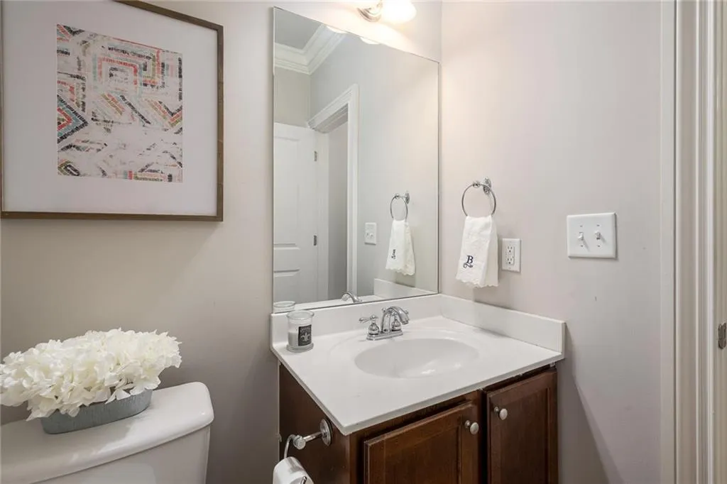 210 Le Gran Cove, Atlanta, Georgia 30328, 3 Bedrooms Bedrooms, ,2 BathroomsBathrooms,Residential,Sold,210 Le Gran Cove,6918222