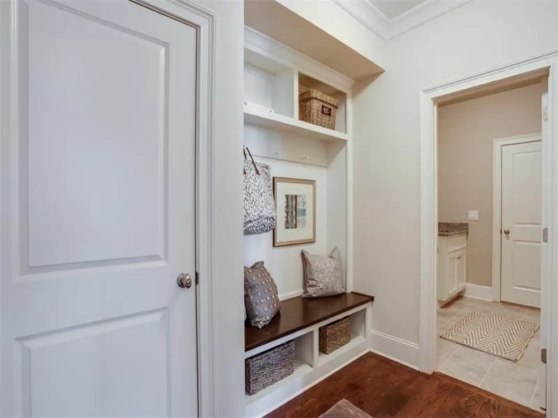 35 Spalding Court, Sandy Springs, Georgia 30350, 4 Bedrooms Bedrooms, ,3 BathroomsBathrooms,Residential,Sold,35 Spalding Court,5802863