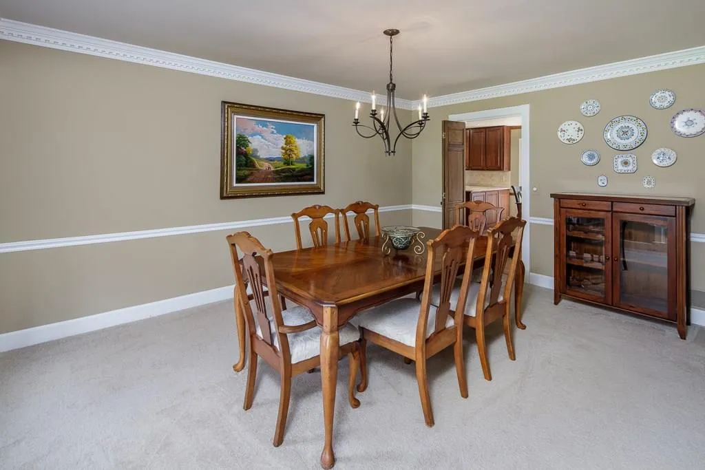 105 Catina Court, Sandy Springs, Georgia 30328, 5 Bedrooms Bedrooms, ,3 BathroomsBathrooms,Residential,Sold,105 Catina Court,5981164