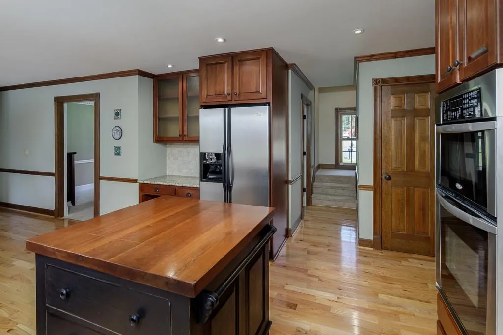 105 Catina Court, Sandy Springs, Georgia 30328, 5 Bedrooms Bedrooms, ,3 BathroomsBathrooms,Residential,Sold,105 Catina Court,5981164