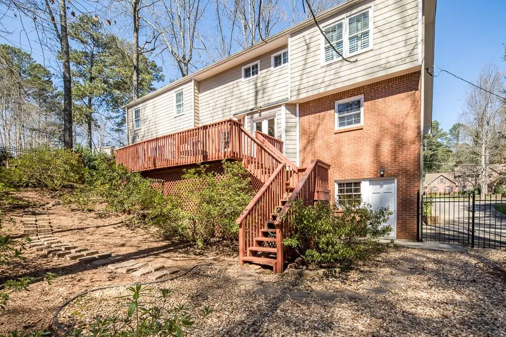 105 Catina Court, Sandy Springs, Georgia 30328, 5 Bedrooms Bedrooms, ,3 BathroomsBathrooms,Residential,Sold,105 Catina Court,5981164