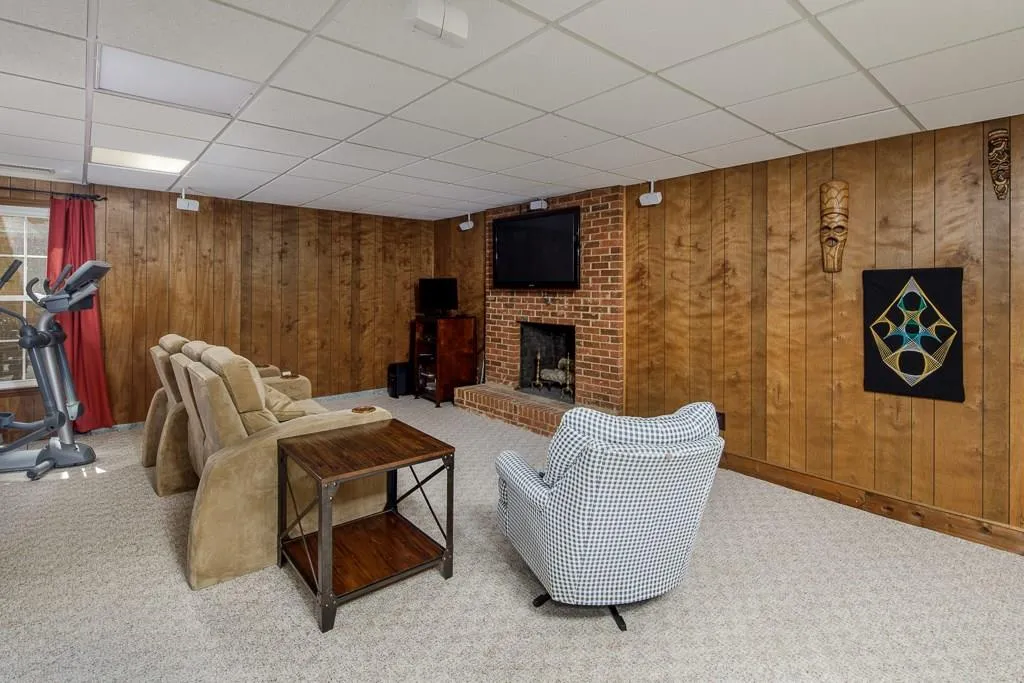 105 Catina Court, Sandy Springs, Georgia 30328, 5 Bedrooms Bedrooms, ,3 BathroomsBathrooms,Residential,Sold,105 Catina Court,5981164