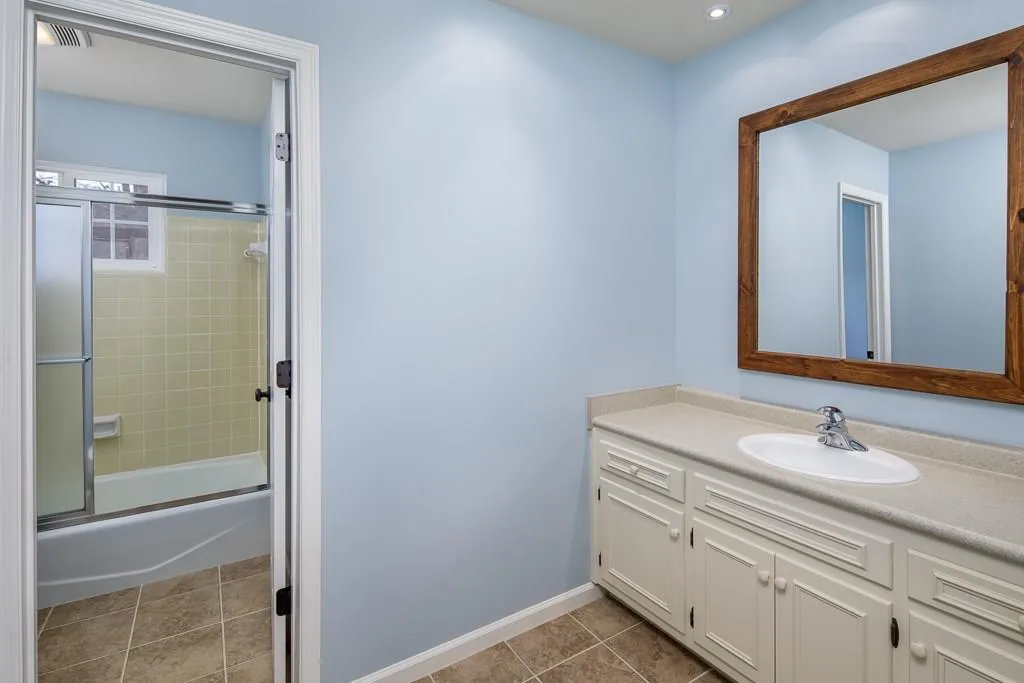 105 Catina Court, Sandy Springs, Georgia 30328, 5 Bedrooms Bedrooms, ,3 BathroomsBathrooms,Residential,Sold,105 Catina Court,5981164