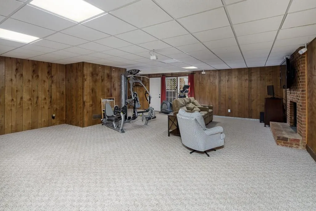 105 Catina Court, Sandy Springs, Georgia 30328, 5 Bedrooms Bedrooms, ,3 BathroomsBathrooms,Residential,Sold,105 Catina Court,5981164