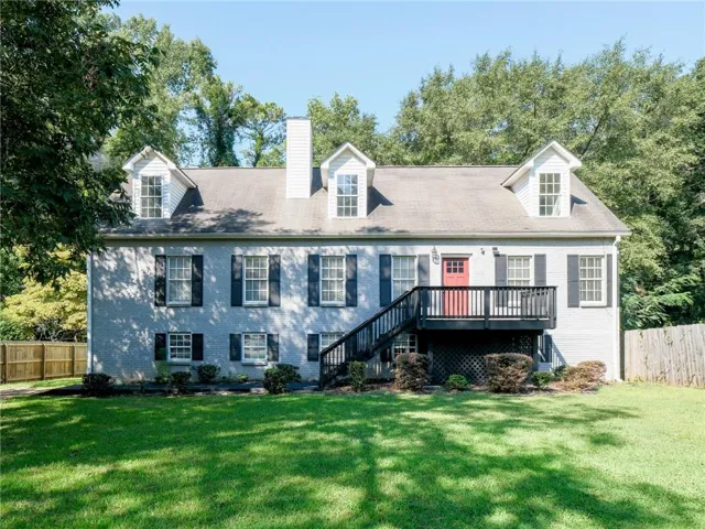WELCOME HOME!