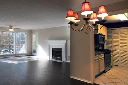 210 Gettysburg Place Unit 210, Sandy Springs, Georgia 30350, 2 Bedrooms Bedrooms, ,2 BathroomsBathrooms,Residential,Sold,210 Gettysburg Place Unit 210,5644194