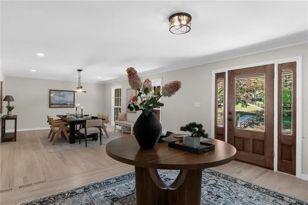 7300 Wynhill Drive, Atlanta, Georgia 30328, 4 Bedrooms Bedrooms, ,4 BathroomsBathrooms,Residential,For Sale,7300 Wynhill Drive,7631737
