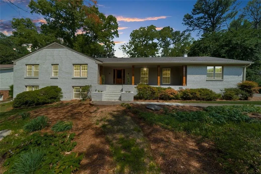 7300 Wynhill Drive, Atlanta, Georgia 30328, 4 Bedrooms Bedrooms, ,4 BathroomsBathrooms,Residential,For Sale,7300 Wynhill Drive,7631737