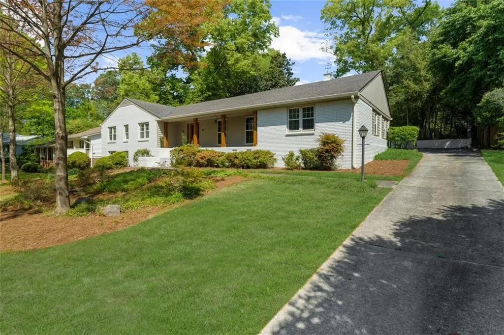 7300 Wynhill Drive, Atlanta, Georgia 30328, 4 Bedrooms Bedrooms, ,4 BathroomsBathrooms,Residential,For Sale,7300 Wynhill Drive,7631737