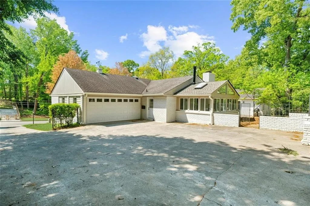 7300 Wynhill Drive, Atlanta, Georgia 30328, 4 Bedrooms Bedrooms, ,4 BathroomsBathrooms,Residential,For Sale,7300 Wynhill Drive,7631737