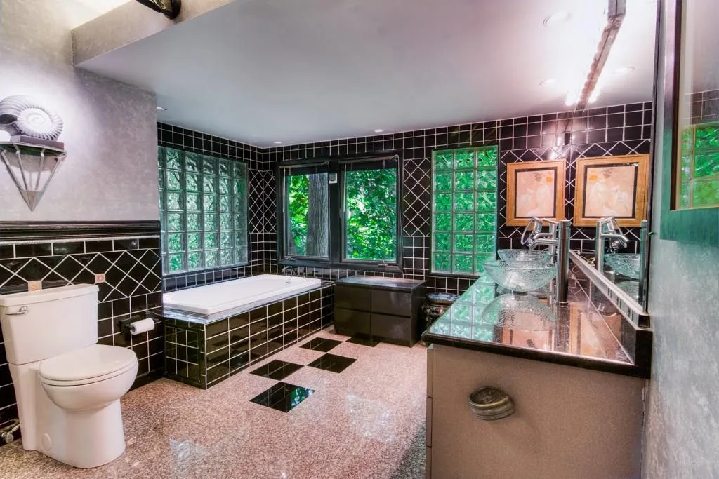 1245 Old Woodbine Road, Atlanta, Georgia 30319, 4 Bedrooms Bedrooms, ,2 BathroomsBathrooms,Residential,Sold,1245 Old Woodbine Road,5716872