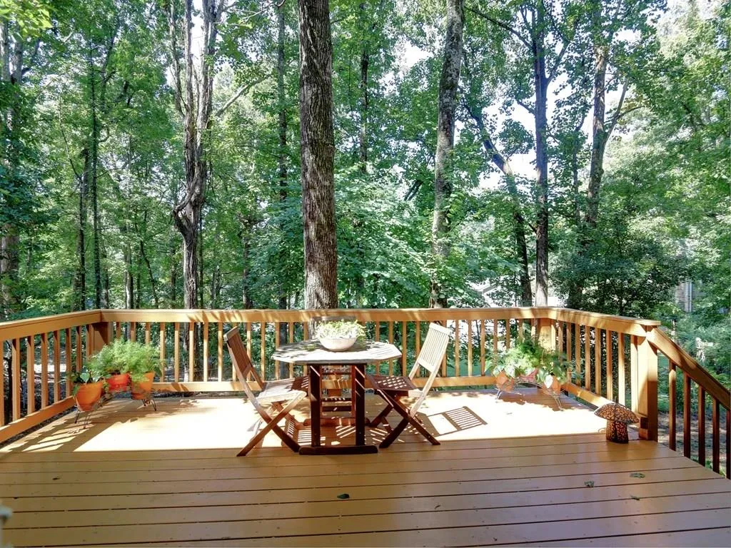 360 Thornwood Drive, Sandy Springs, Georgia 30328, 5 Bedrooms Bedrooms, ,2 BathroomsBathrooms,Residential,Sold,360 Thornwood Drive,5908914