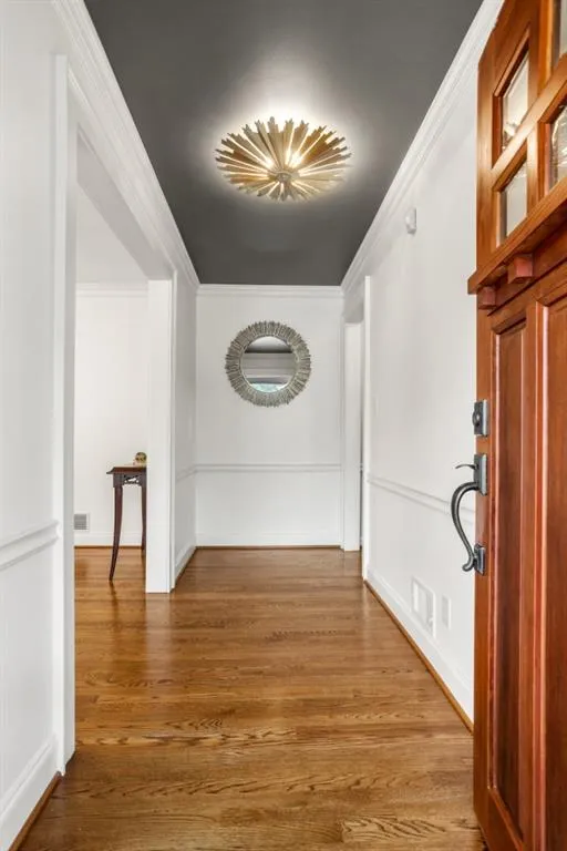 6225 River Shore Parkway, Sandy Springs, Georgia 30328, 3 Bedrooms Bedrooms, ,3 BathroomsBathrooms,Residential,Sold,6225 River Shore Parkway,6841915