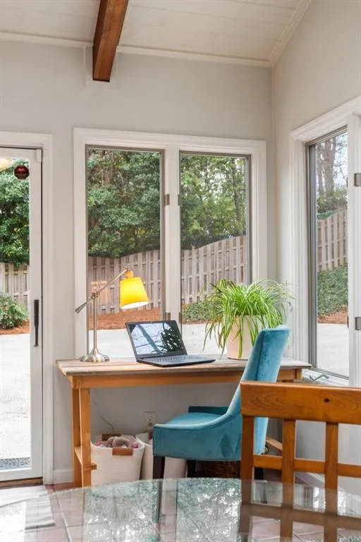 6225 River Shore Parkway, Sandy Springs, Georgia 30328, 3 Bedrooms Bedrooms, ,3 BathroomsBathrooms,Residential,Sold,6225 River Shore Parkway,6841915