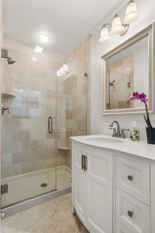 6225 River Shore Parkway, Sandy Springs, Georgia 30328, 3 Bedrooms Bedrooms, ,3 BathroomsBathrooms,Residential,Sold,6225 River Shore Parkway,6841915