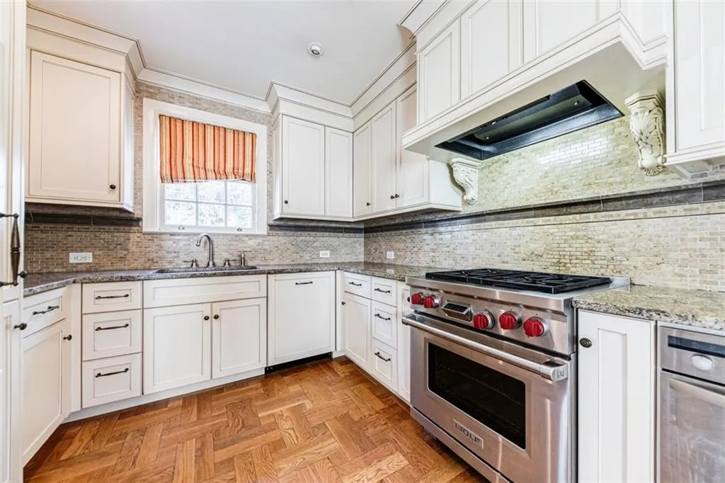 5666 Long Island Drive Nw, Sandy Springs, Georgia 30327, 2 Bedrooms Bedrooms, ,2 BathroomsBathrooms,Residential,Sold,5666 Long Island Drive Nw,6843895 5666 Long Island Drive Nw, Sandy Springs, Georgia 30327, 2 Bedrooms Bedrooms, ,2 BathroomsBathrooms,Residential,Sold,5666 Long Island Drive Nw,6843895