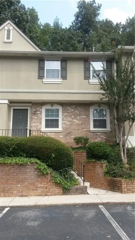 6900 Roswell Road Unit N2, Sandy Springs, Georgia 30328, 3 Bedrooms Bedrooms, ,2 BathroomsBathrooms,Residential,Sold,6900 Roswell Road Unit N2,5903769