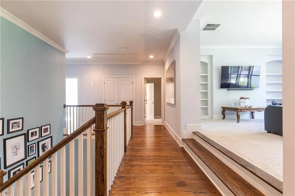 6470 Long Island Drive Nw, Sandy Springs, Georgia 30328, 5 Bedrooms Bedrooms, ,4 BathroomsBathrooms,Residential,Sold,6470 Long Island Drive Nw,7057076