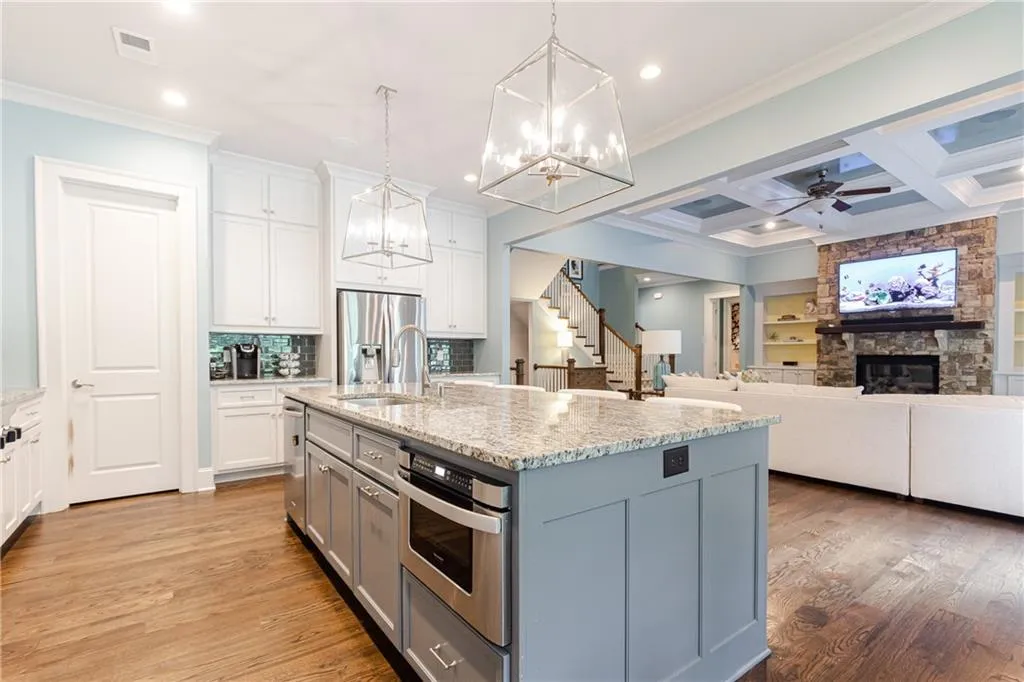 6470 Long Island Drive Nw, Sandy Springs, Georgia 30328, 5 Bedrooms Bedrooms, ,4 BathroomsBathrooms,Residential,Sold,6470 Long Island Drive Nw,7057076