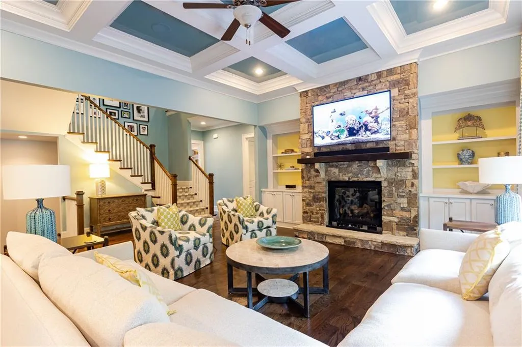 6470 Long Island Drive Nw, Sandy Springs, Georgia 30328, 5 Bedrooms Bedrooms, ,4 BathroomsBathrooms,Residential,Sold,6470 Long Island Drive Nw,7057076