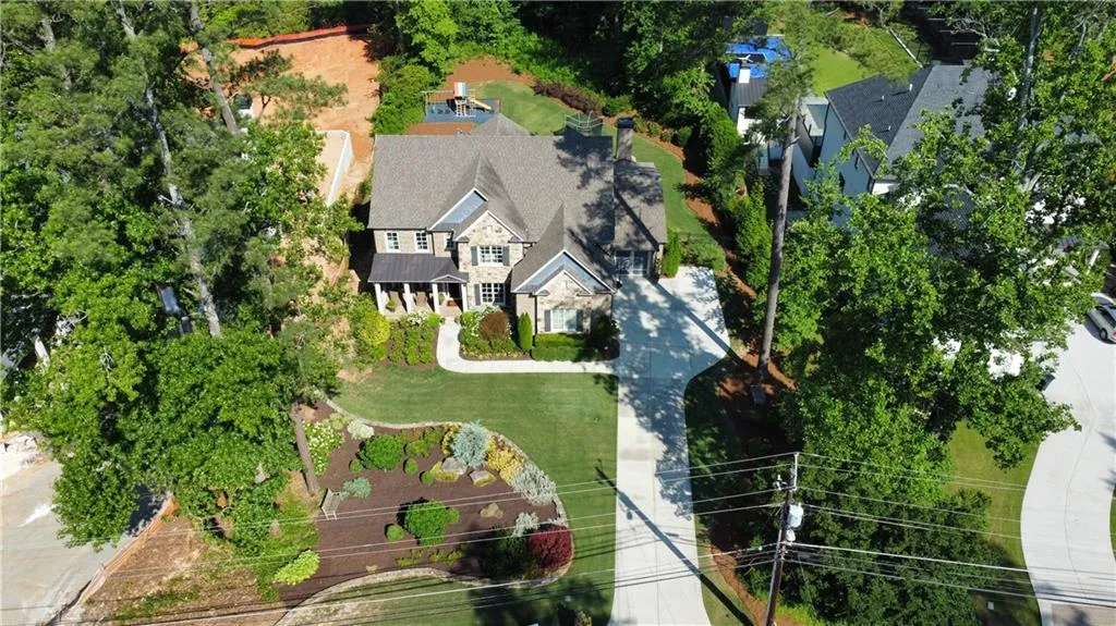 6470 Long Island Drive Nw, Sandy Springs, Georgia 30328, 5 Bedrooms Bedrooms, ,4 BathroomsBathrooms,Residential,Sold,6470 Long Island Drive Nw,7057076