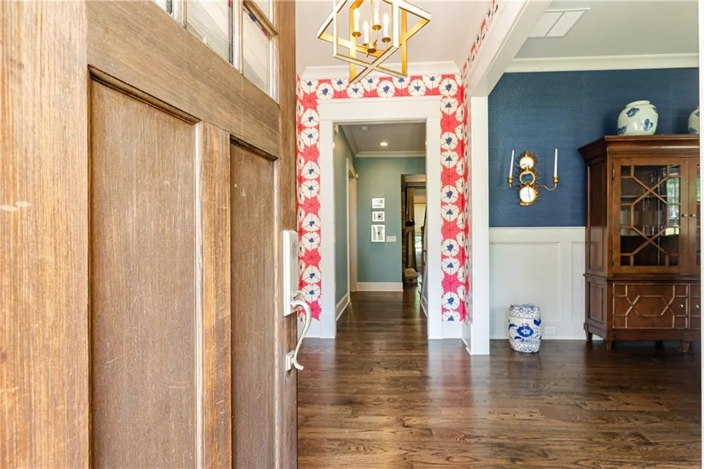 6470 Long Island Drive Nw, Sandy Springs, Georgia 30328, 5 Bedrooms Bedrooms, ,4 BathroomsBathrooms,Residential,Sold,6470 Long Island Drive Nw,7057076