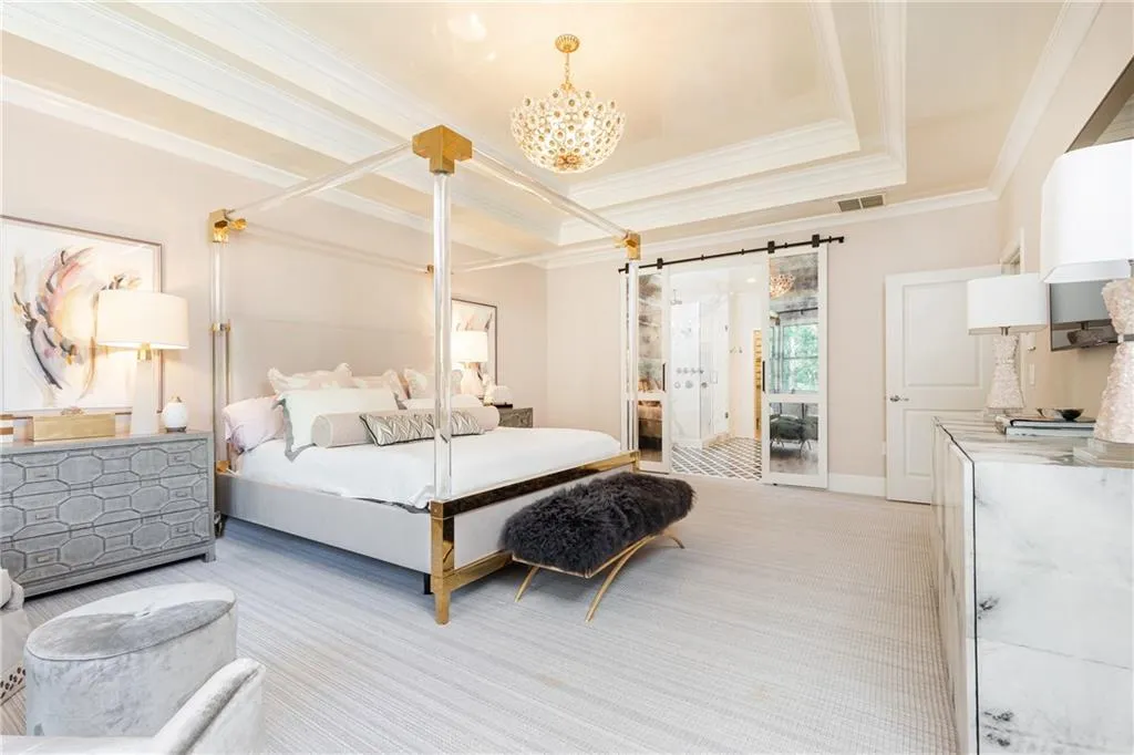 6470 Long Island Drive Nw, Sandy Springs, Georgia 30328, 5 Bedrooms Bedrooms, ,4 BathroomsBathrooms,Residential,Sold,6470 Long Island Drive Nw,7057076