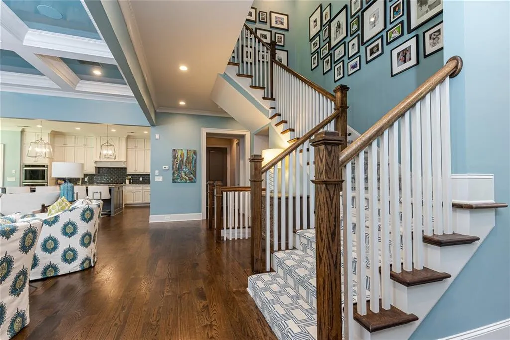 6470 Long Island Drive Nw, Sandy Springs, Georgia 30328, 5 Bedrooms Bedrooms, ,4 BathroomsBathrooms,Residential,Sold,6470 Long Island Drive Nw,7057076