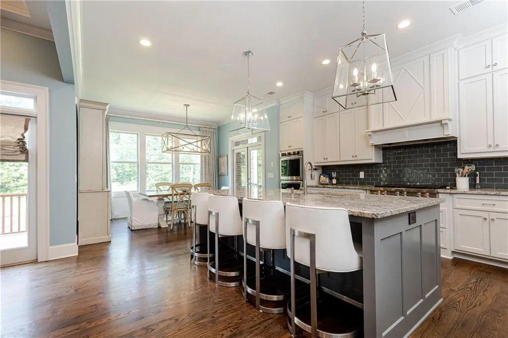 6470 Long Island Drive Nw, Sandy Springs, Georgia 30328, 5 Bedrooms Bedrooms, ,4 BathroomsBathrooms,Residential,Sold,6470 Long Island Drive Nw,7057076