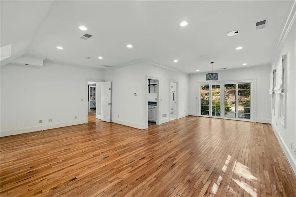 1st Floor off Kitchen