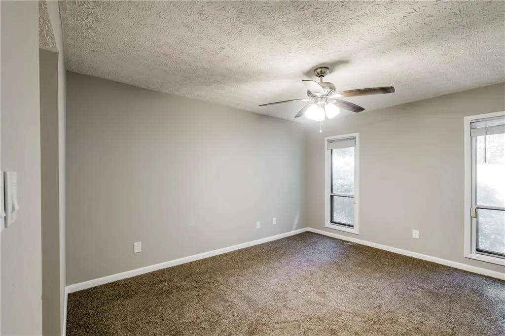 5149 Roswell Road Unit 10, Sandy Springs, Georgia 30342, 2 Bedrooms Bedrooms, ,2 BathroomsBathrooms,Residential,Sold,5149 Roswell Road Unit 10,6582479