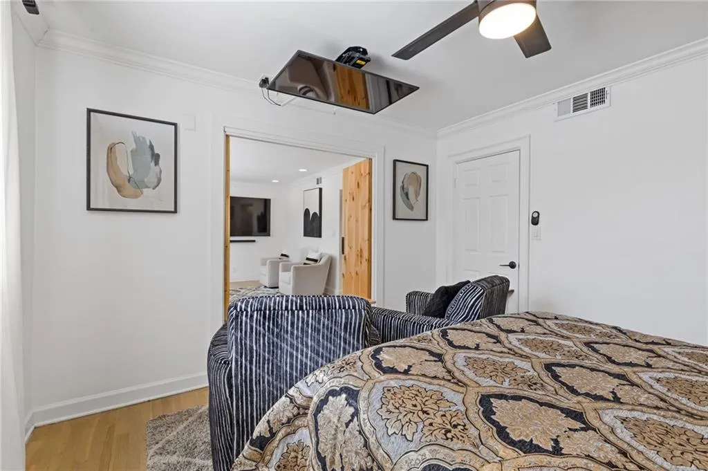 10 26th Street Nw Unit A2, Atlanta, Georgia 30309, 1 Bedroom Bedrooms, ,1 BathroomBathrooms,Residential,Sold,10 26th Street Nw Unit A2,7562399